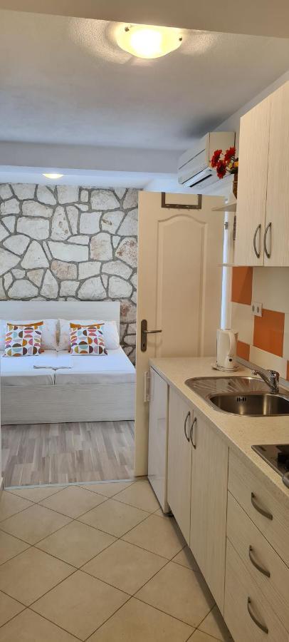 Antonia Apartmán *